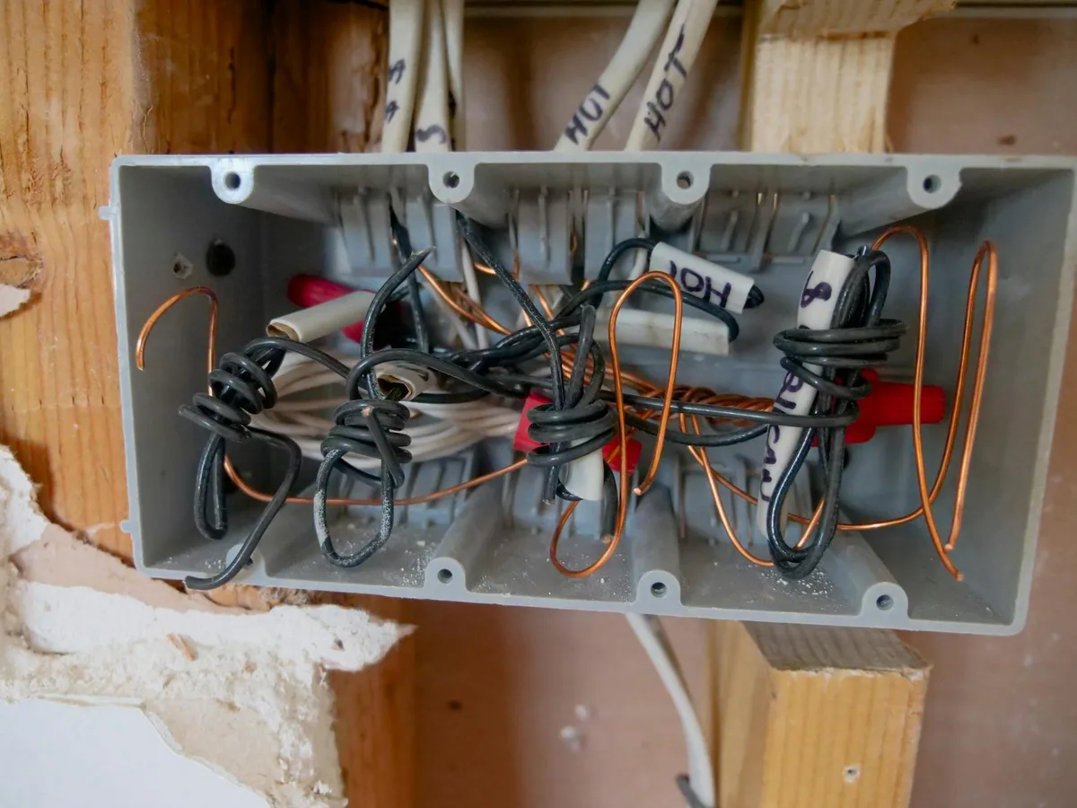 three phase motor terminal box