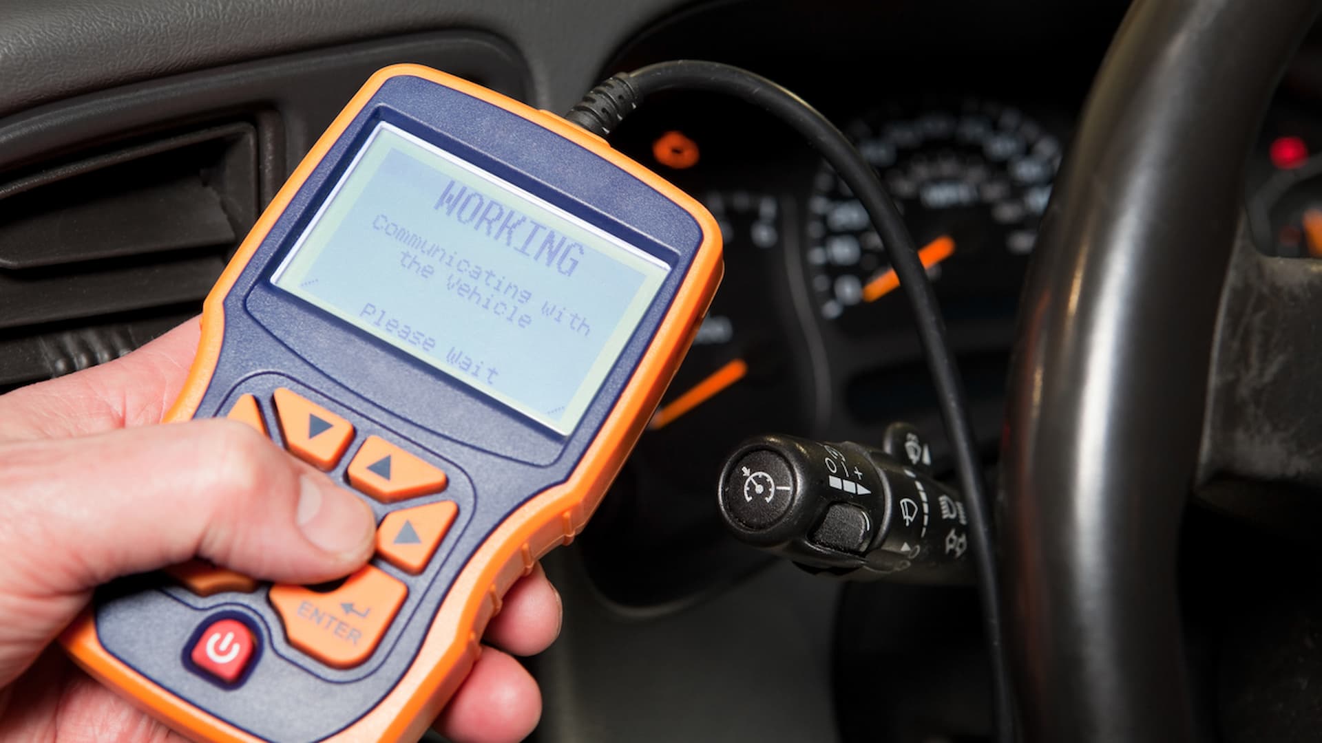 How To Use OBD2/EOBD Scanner